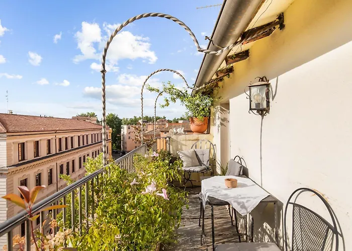 Piazza Mattei Terrace | Romeloft * Rom