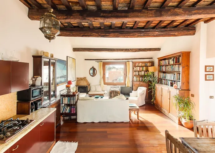 Piazza Mattei Terrace | Romeloft Apartment *